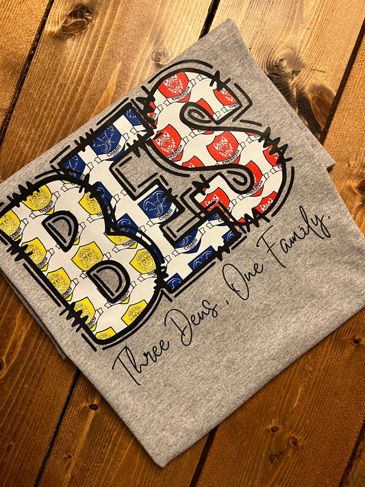 3 Dens 1 Family Short Sleeve T